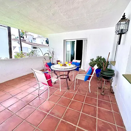 Apartment Fabuloso En Naranjos De Marbella
